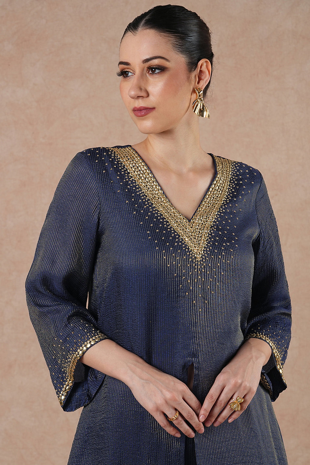 Ivy Midnight Blue Stripes Incut Kurta Set