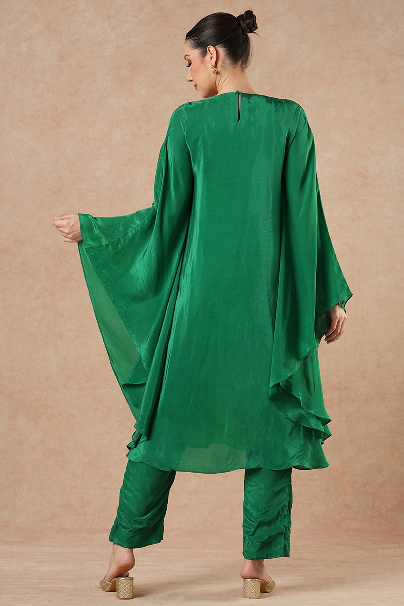 Willow Emerald Green Solid Flowy Kaftan Kurta Set